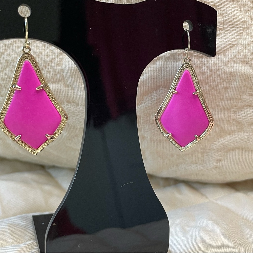 Kendra Scott  Bright Pink Alex Drop Earrings Gold Frame - Picture 2 of 5
